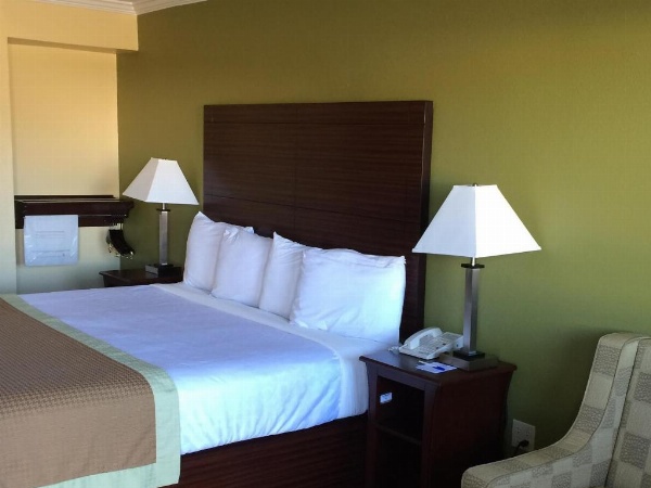 Americas Best Value Inn Winona image 19