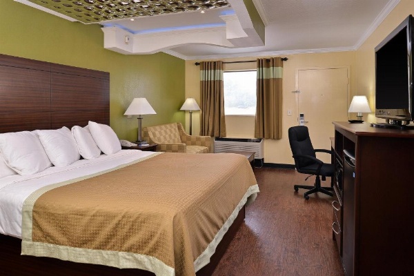 Americas Best Value Inn Winona image 2