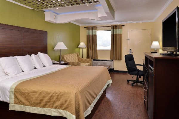 Americas Best Value Inn Winona image 22